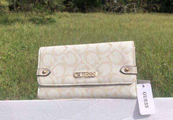 BILLETERA GUESS